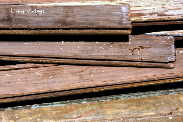 Tutorial How To Clean Reclaimed Wood Living Vintage